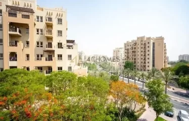Vacant 2 Bed Spacious Layout Unfurnished I Balcony