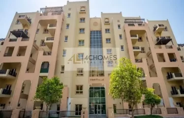 Vacant 2 Bed Spacious Layout Unfurnished I Balcony