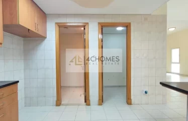 Vacant Spacious 2 Bed I well maintained I Balcony
