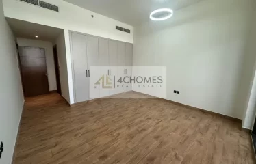 Spacious 1 Bed I Ready to move in I with Balcony