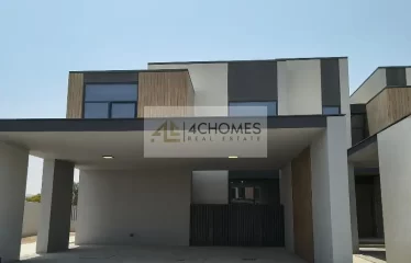 Vacant 3 Bed I Single Row I Brand New I Park View