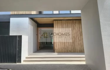 Vacant 3 Bed I Single Row I Brand New I Park View