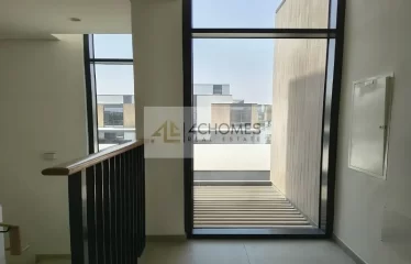 Vacant 3 Bed I Single Row I Brand New I Park View