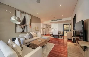 Upgraded 2 Bed I Partial Sea View I Furnished Vacant
