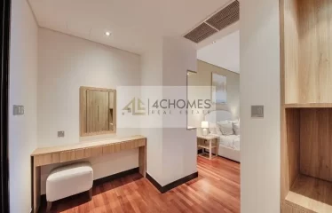 Upgraded 2 Bed I Partial Sea View I Furnished Vacant