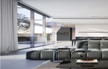 4 Bed Villa I Spacious I Luxurious I with Balcony