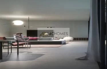4 Bed Villa I Spacious I Luxurious I with Balcony