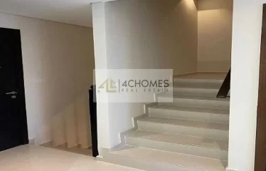 3 Bed Corner unit I Single row I Private Garden