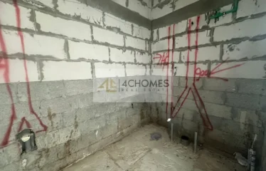 Spacious Layout with Outdoor Space Fit for F&B