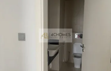 Near Metro I Open Villa View Fitted Kitchen Vacant