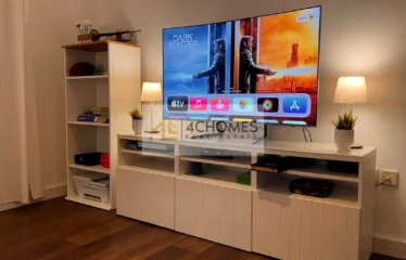 Ready to Move Modern Apartment Wooden Flooring