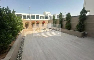 Landscaped G+2 with Maid Vacant Close to Pool & Golf