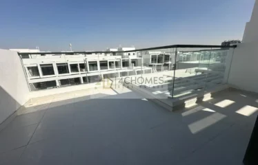 Landscaped G+2 with Maid Vacant Close to Pool & Golf