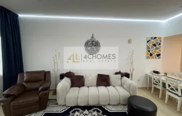 Investor Deal 1BR with Laundry Semi-Closed Kitchen