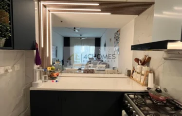 Investor Deal 1BR with Laundry Semi-Closed Kitchen