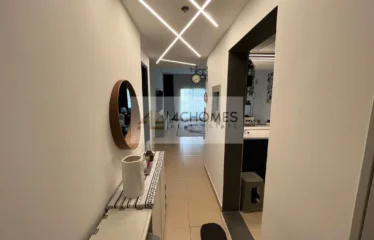 Investor Deal 1BR with Laundry Semi-Closed Kitchen