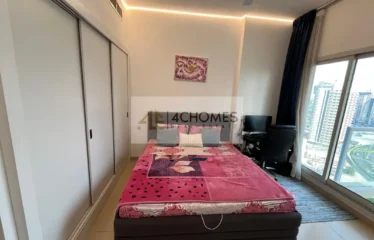 Investor Deal 1BR with Laundry Semi-Closed Kitchen